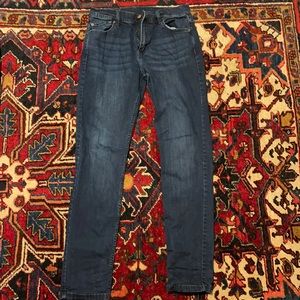 32x32 mugsy jeans!